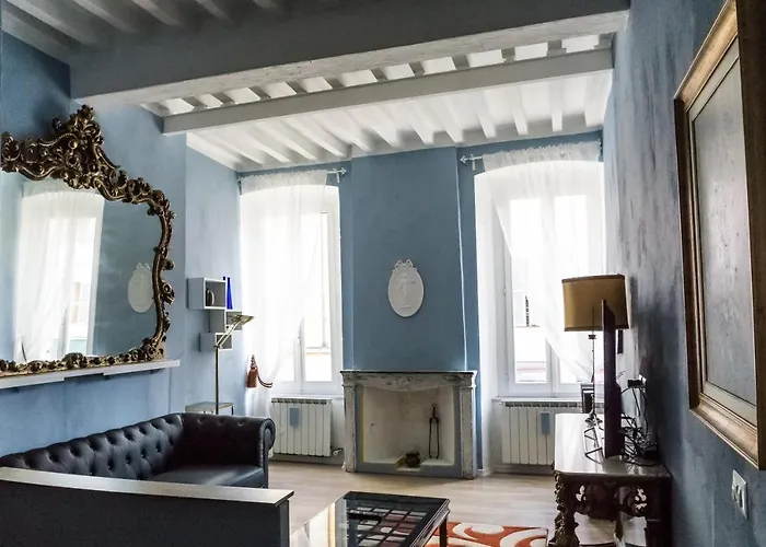 Apartament Lo Specchio